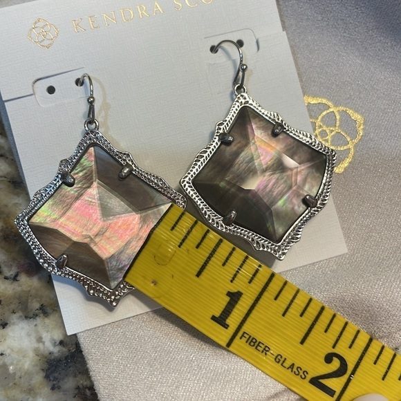 Kendra Scott Kirsten dangle earrings - Picture 9 of 9